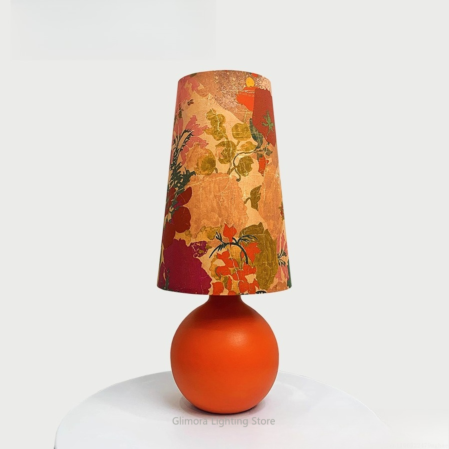 Century Textile & Sewing Supply Photos - Lampa stołowa Orange Sphere: tkanina UK