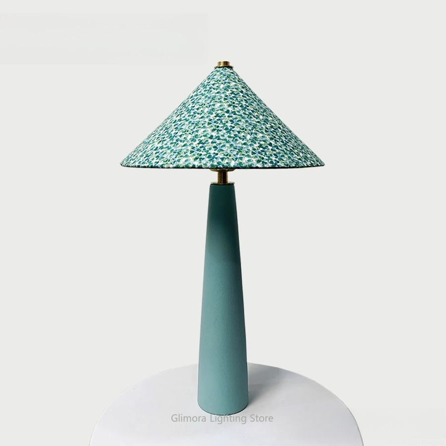 Century Textile & Sewing Supply Photos - Lampa stołowa w kształcie parasola w