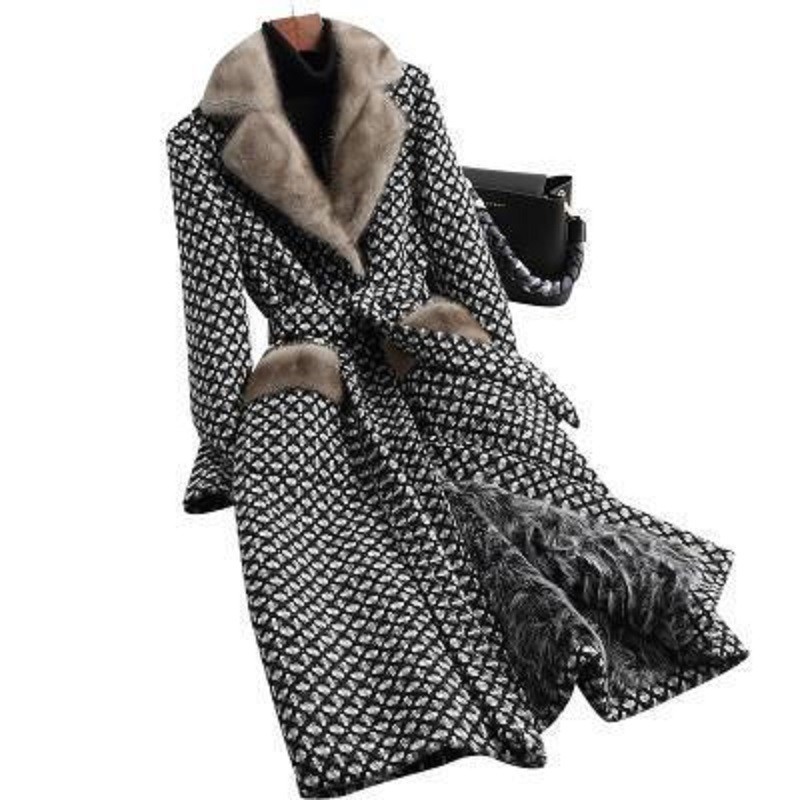 Sztuczne futro, trawa, odzież  – Sewing Tweed recenzja i cena