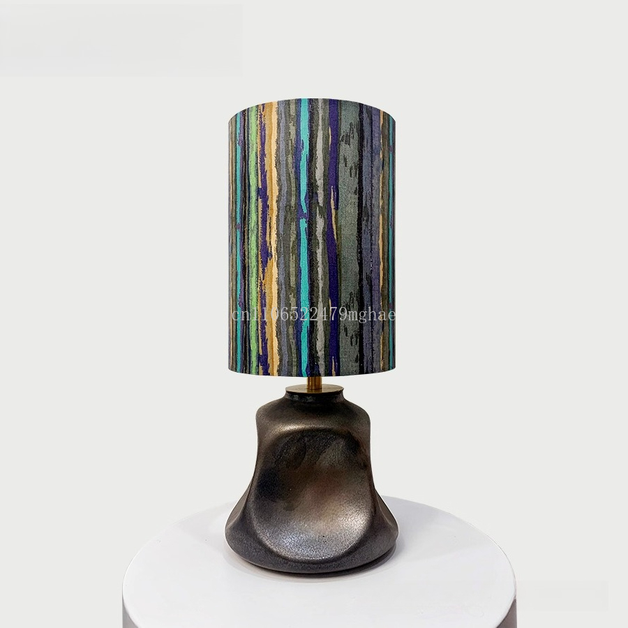 Lampa stołowa z tkaniny Libert – Century Textile & Sewing Supply Photos recenzja i cena